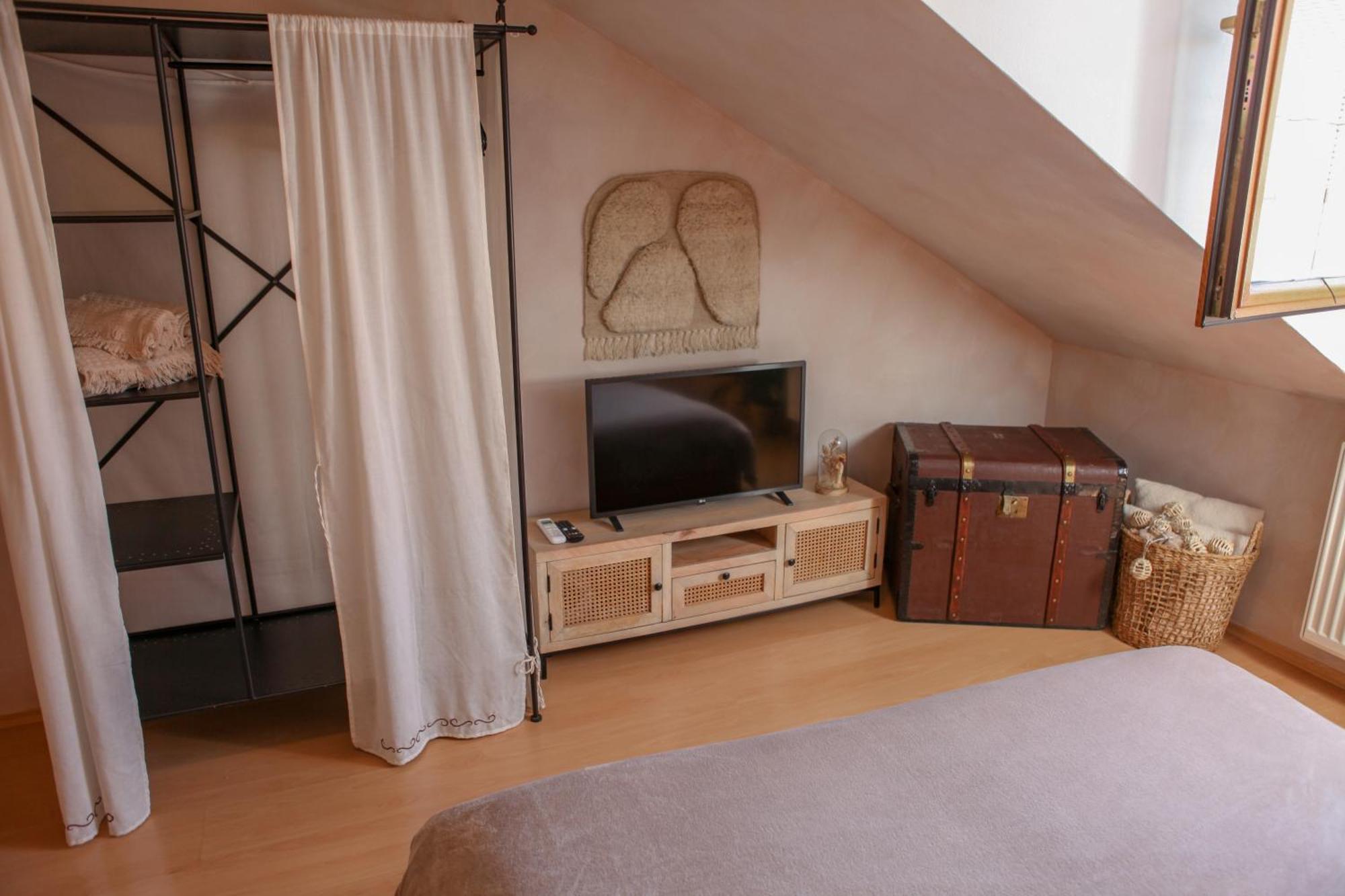 Cozy Apartment In The Heart Of The Historic City ブラチスラヴァ エクステリア 写真