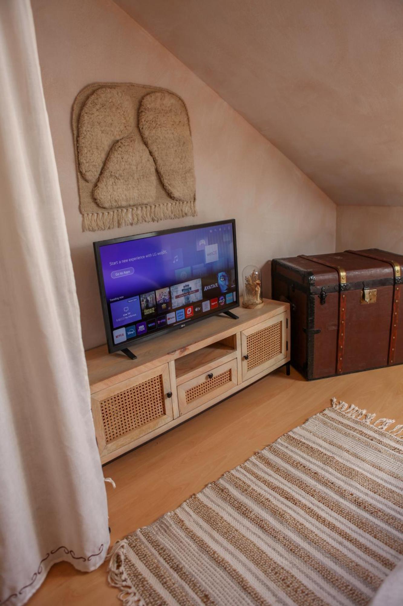 Cozy Apartment In The Heart Of The Historic City ブラチスラヴァ エクステリア 写真